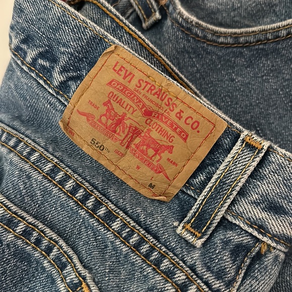 Levi’s Women’s Vintage 550 Classic Relaxed Jeans 90’s Medium Wash Size 12 - Picture 8 of 10